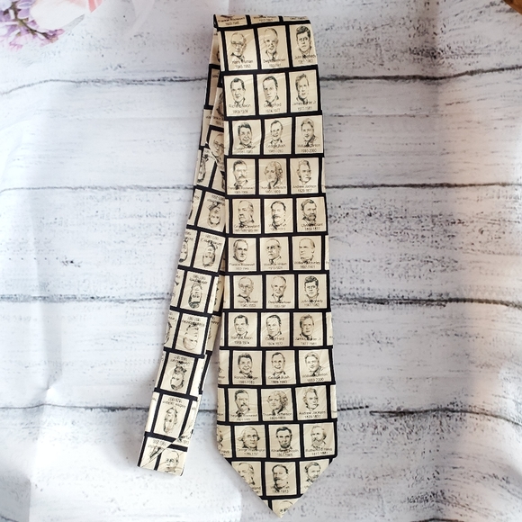 Other - Museum artifacts silk tie